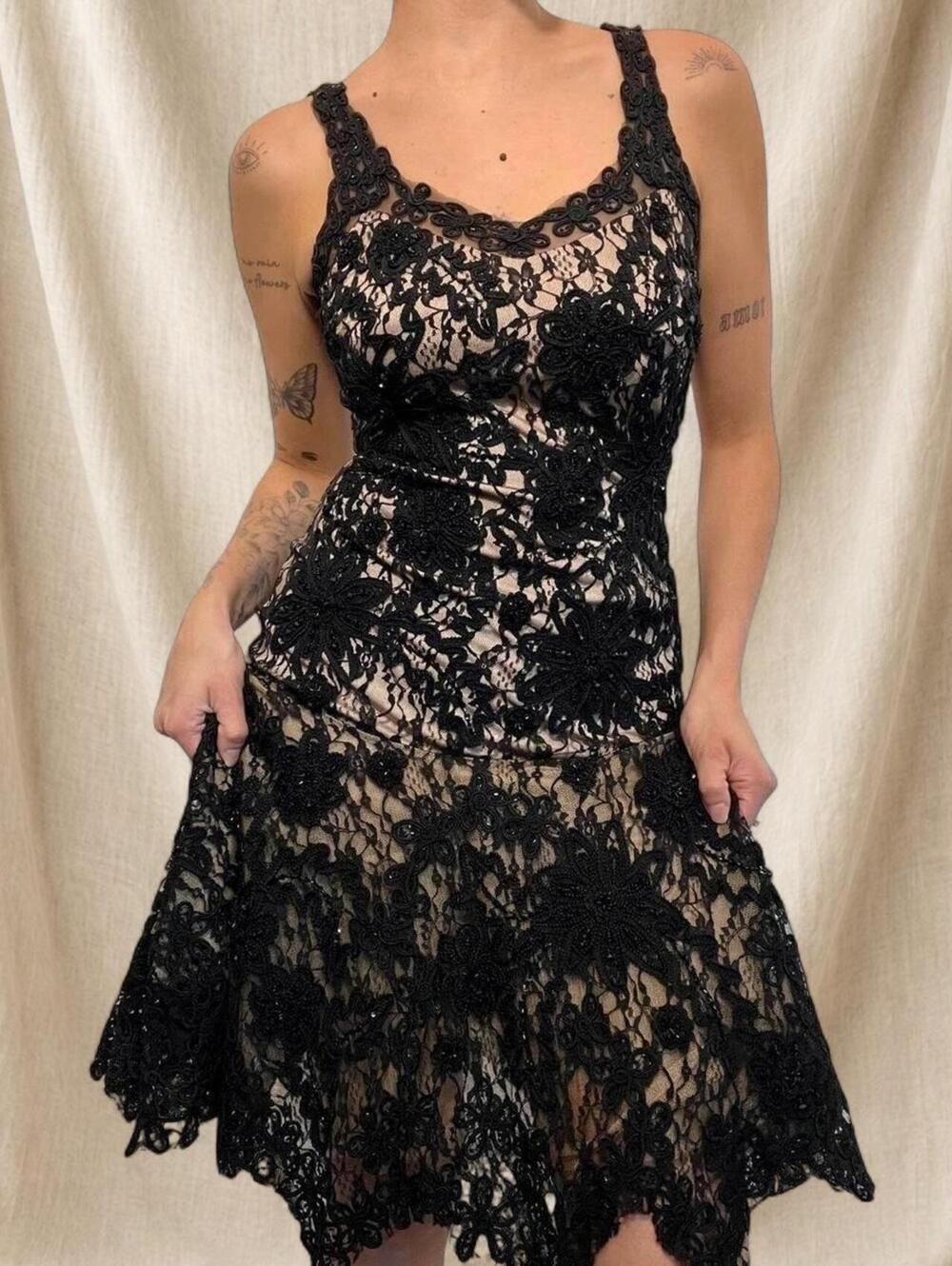 Sue Wong black lace dress with gorgeous beading! Dress is lined!